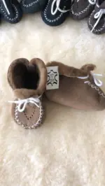 Babyschuhe handgemacht individuell – Bild 4