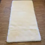 Betteinlage Merino aus ganzen Fellen mit Soffunterfütterung in golden