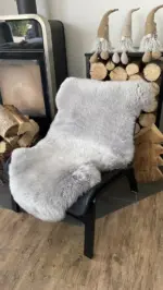Dekorations und Sitz Fell Merino modern steingrau – Bild 2